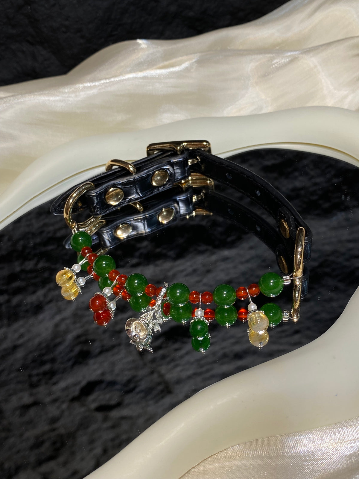 Red & Green Agate Christmas Crystal Pet Collar – Silver Bell